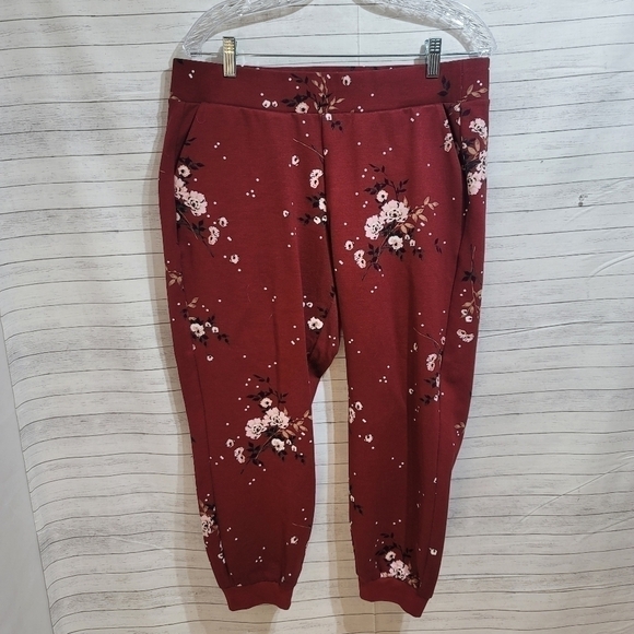 TORRID MAROON FLORAL SWEATPANT JOGGERS, SZ 0 - Picture 1 of 7
